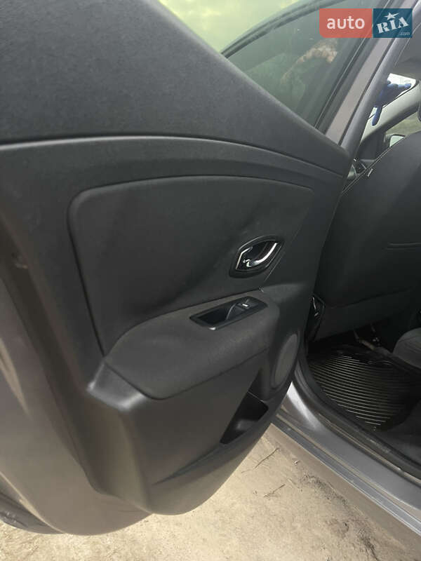 Седан Renault Fluence 2013 в Днепре