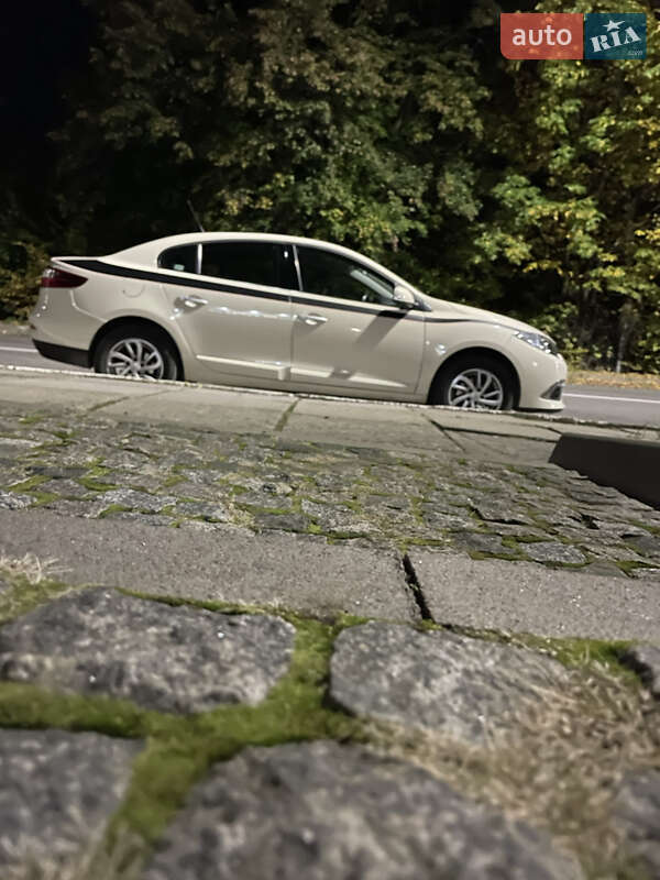 Седан Renault Fluence 2013 в Трускавці