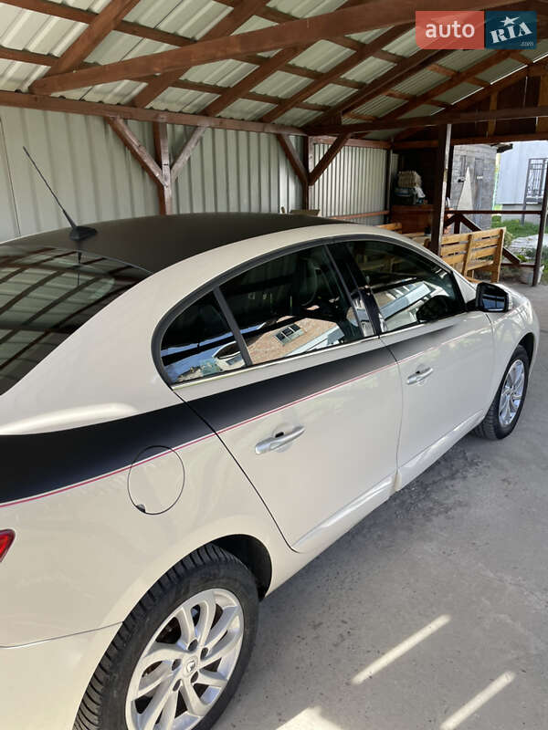 Седан Renault Fluence 2013 в Трускавці