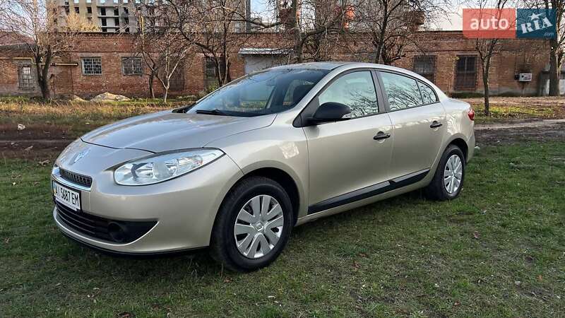 Седан Renault Fluence 2010 в Черкассах