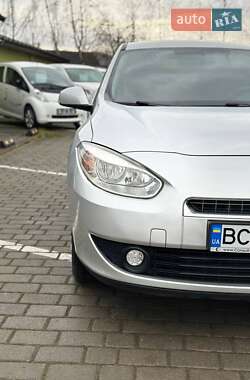 Седан Renault Fluence 2010 в Львові