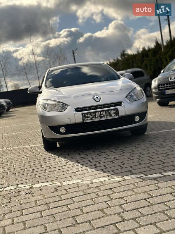 Седан Renault Fluence 2010 в Львові фото 3 Седан Renault Fluence 2010 в Львові