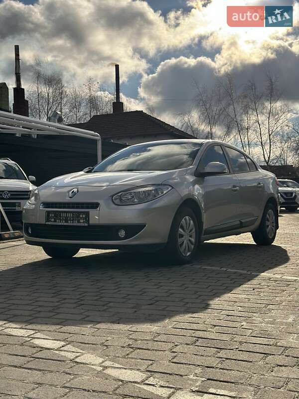 Седан Renault Fluence 2010 в Львові фото 2 Седан Renault Fluence 2010 в Львові