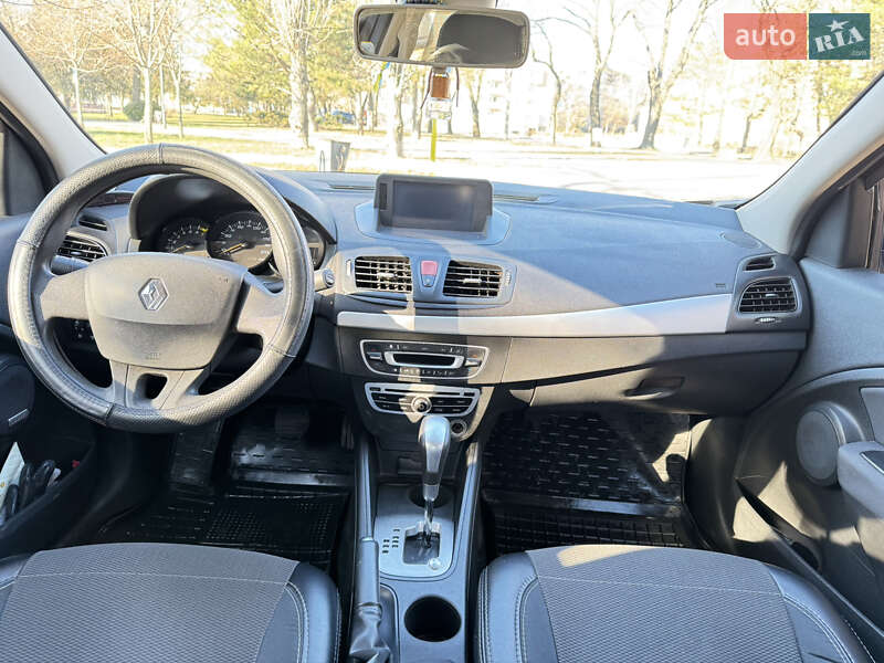 Седан Renault Fluence 2010 в Миколаєві фото 11 Седан Renault Fluence 2010 в Миколаєві