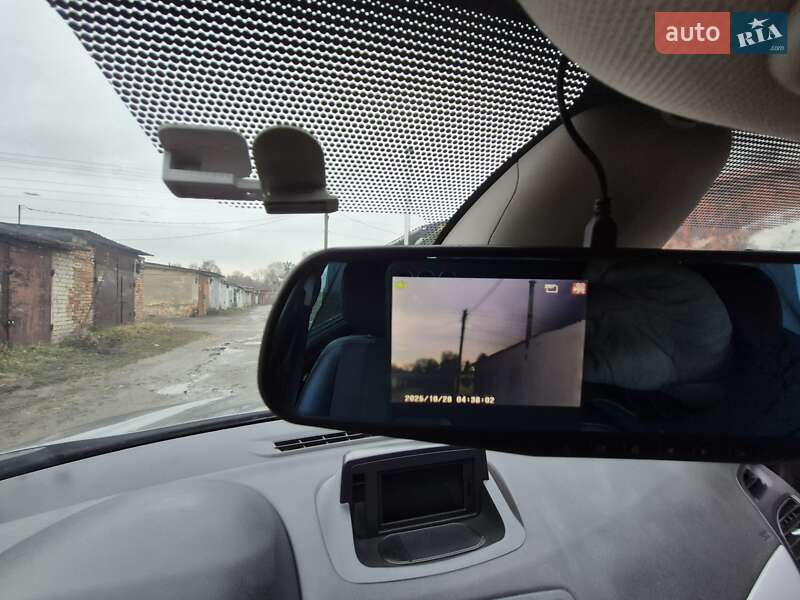 Седан Renault Fluence 2011 в Староконстантинове