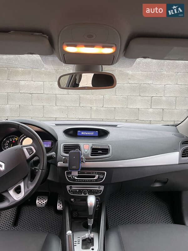 Седан Renault Fluence 2011 в Николаеве