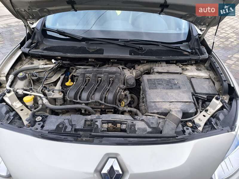 Седан Renault Fluence 2010 в Мукачево фото 13 Седан Renault Fluence 2010 в Мукачево