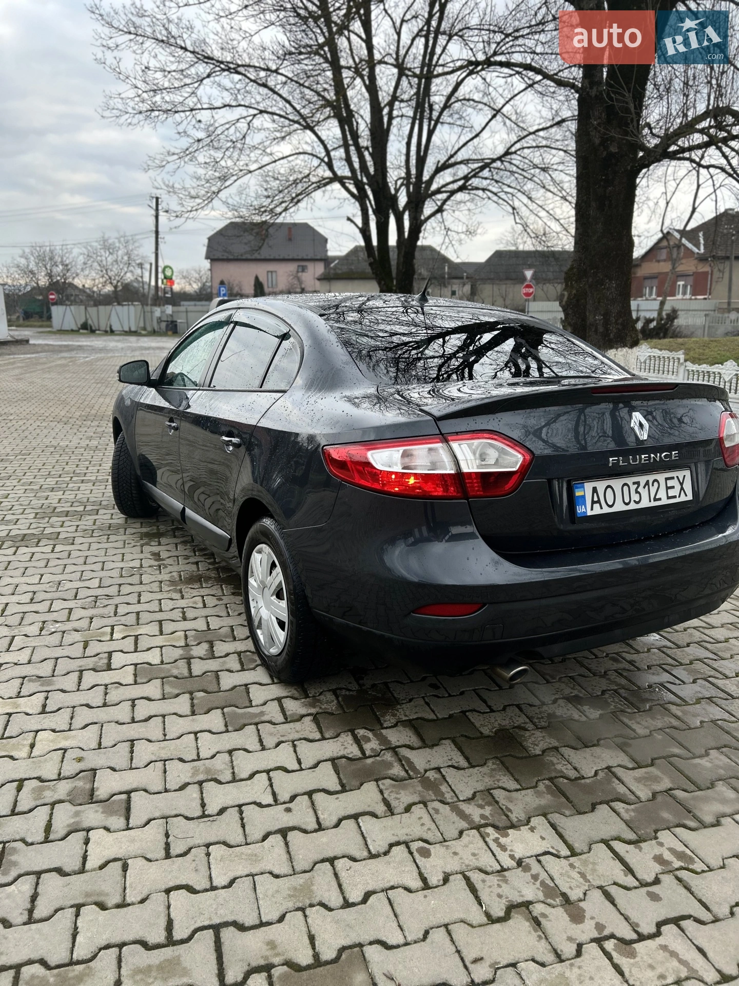 2011 Renault Fluence - мініатюра 2