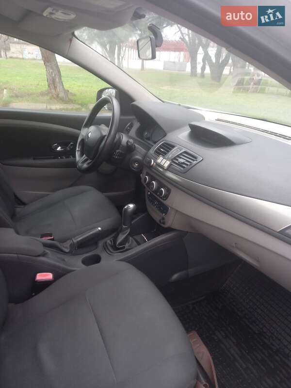 Седан Renault Fluence 2012 в Николаеве