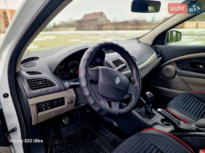 Седан Renault Fluence 2011 в Одессе