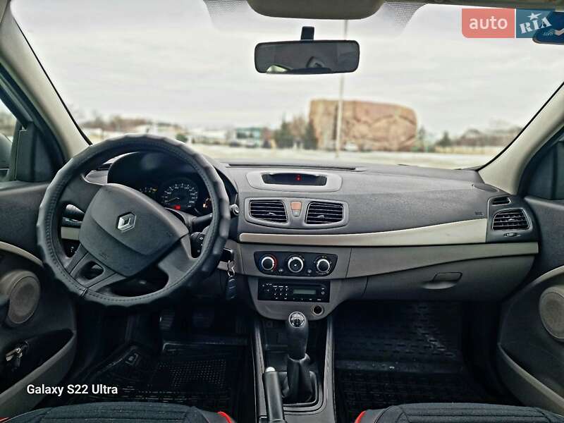 Седан Renault Fluence 2011 в Одессе