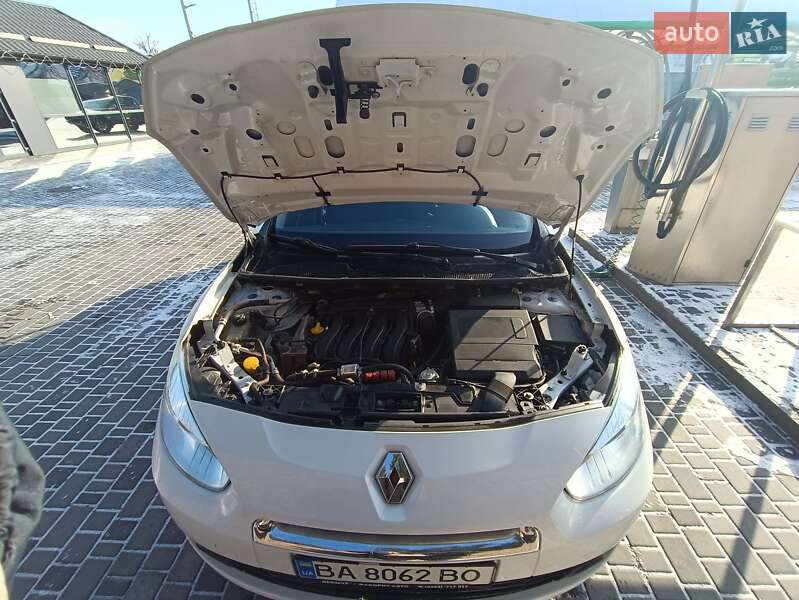 Седан Renault Fluence 2010 в Кропивницькому