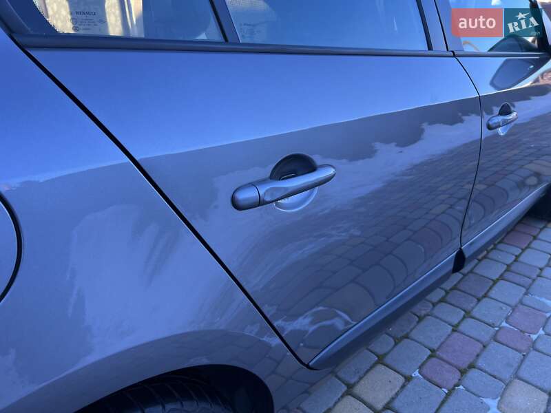 Седан Renault Fluence 2011 в Івано-Франківську