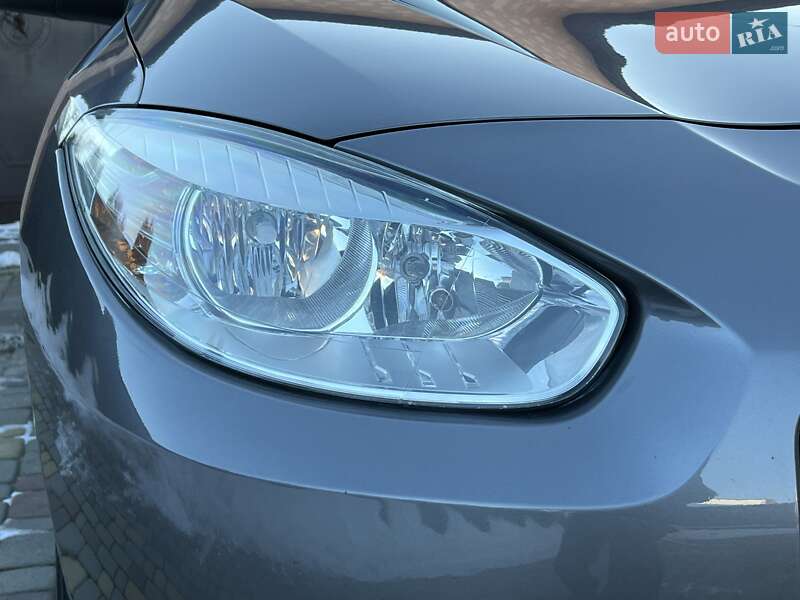 Седан Renault Fluence 2011 в Івано-Франківську