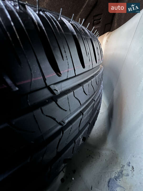 Седан Renault Fluence 2011 в Івано-Франківську