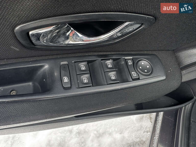 Седан Renault Fluence 2015 в Кам'янець-Подільському