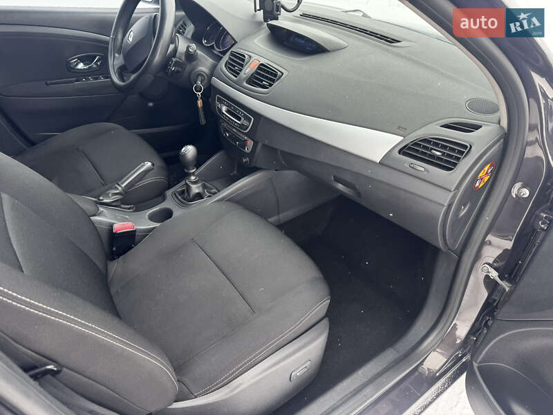 Седан Renault Fluence 2015 в Кам'янець-Подільському