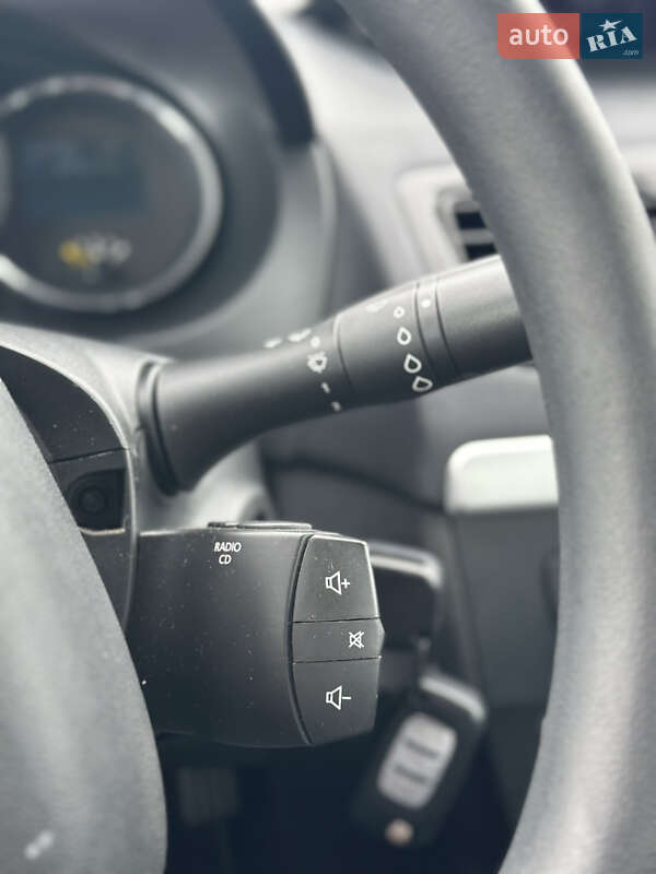 Седан Renault Fluence 2010 в Луцьку