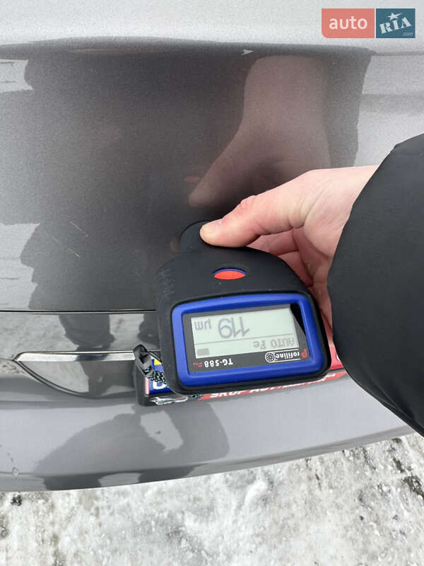 Седан Renault Fluence 2010 в Луцьку