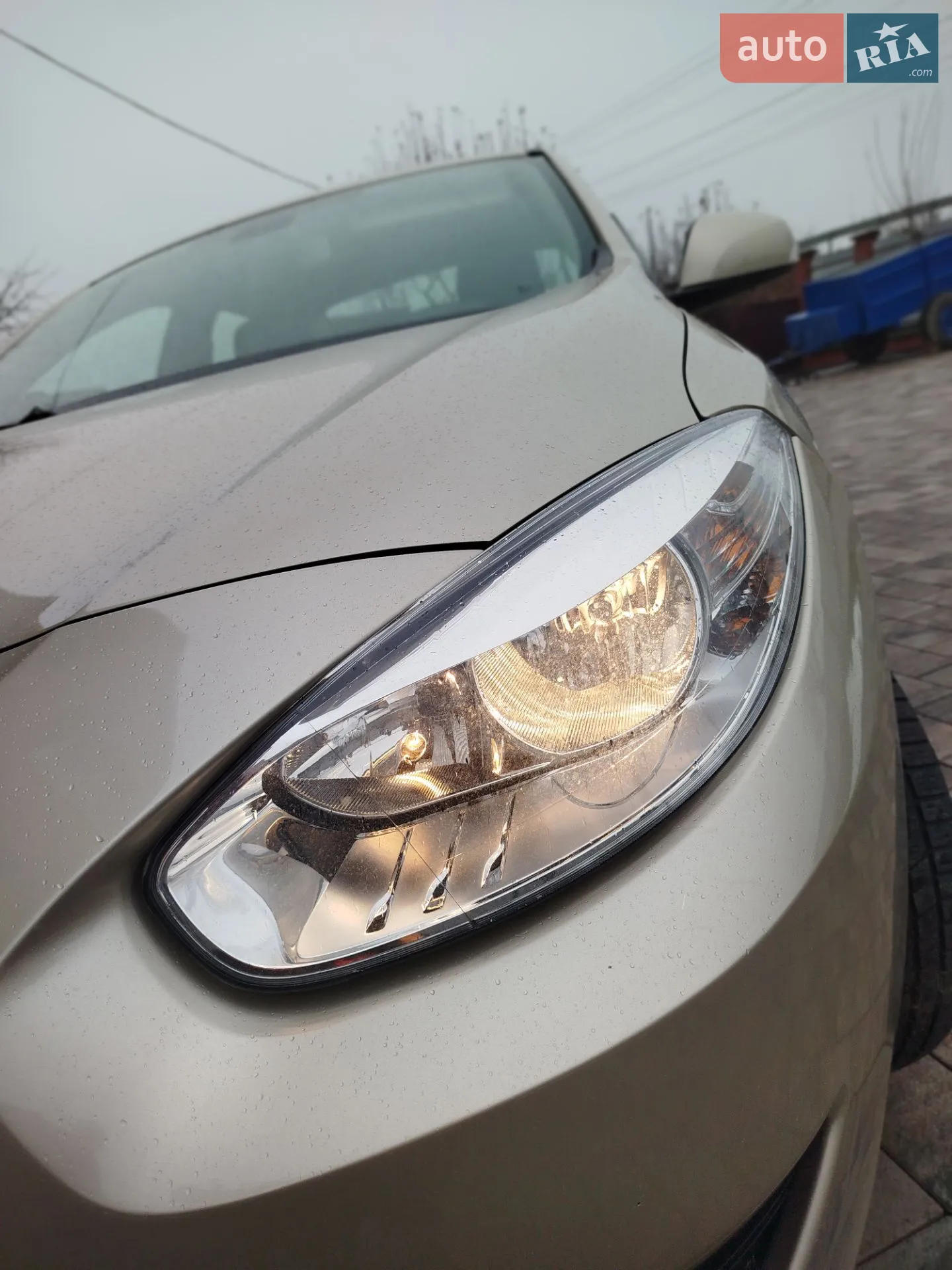 2010 Renault Fluence - мініатюра 12