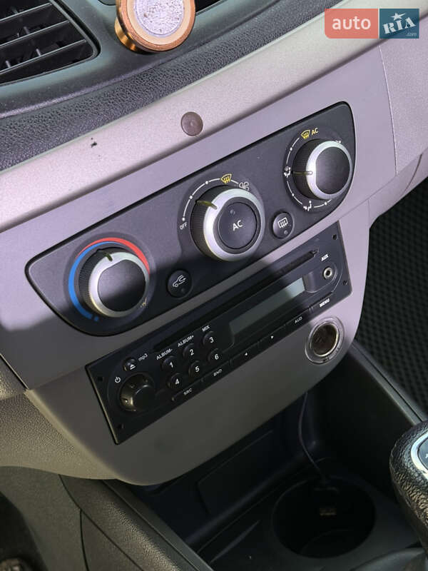 Седан Renault Fluence 2011 в Одессе