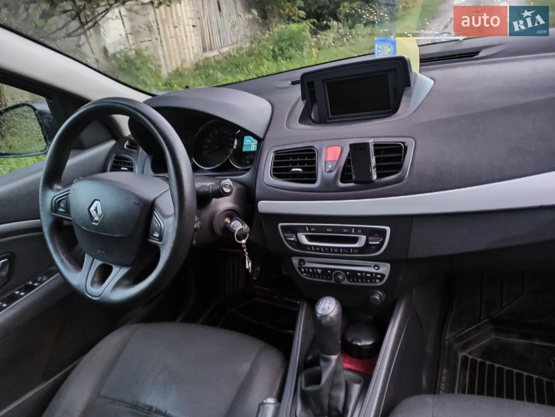 2011 Renault Fluence - мініатюра 3