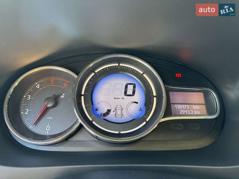 Седан Renault Fluence 2016 в Полтаві