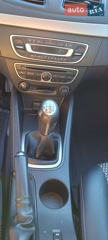 Седан Renault Fluence 2012 в Киеве