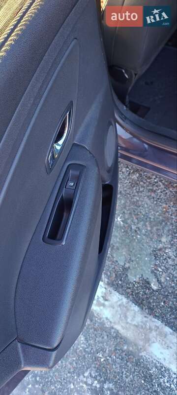 Седан Renault Fluence 2012 в Киеве