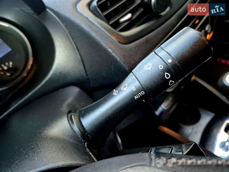 Седан Renault Fluence 2011 в Киеве