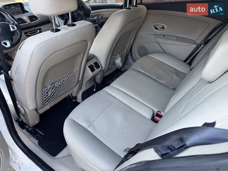 Седан Renault Fluence 2015 в Яворове фото 23 Седан Renault Fluence 2015 в Яворове