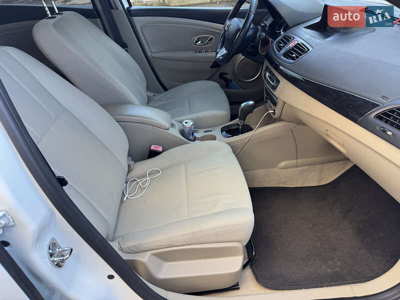 Седан Renault Fluence 2015 в Яворове фото 28 Седан Renault Fluence 2015 в Яворове