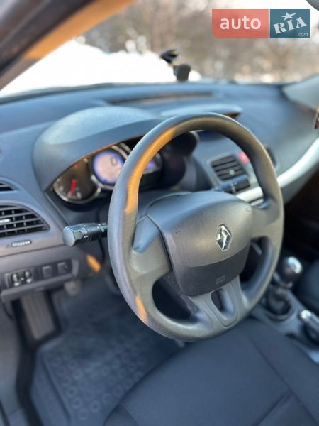 Седан Renault Fluence 2015 в Луцьку