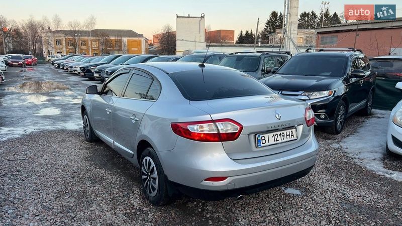 Седан Renault Fluence 2011 в Полтаве