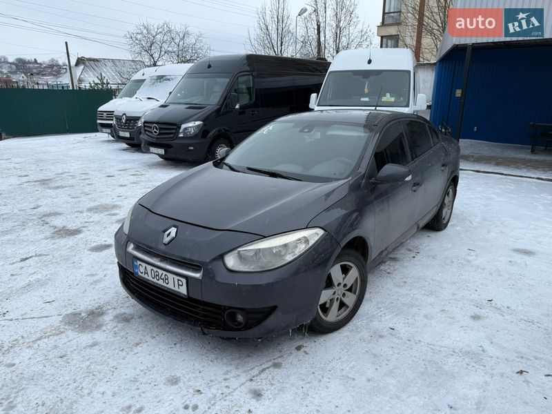 Седан Renault Fluence 2010 в Умани