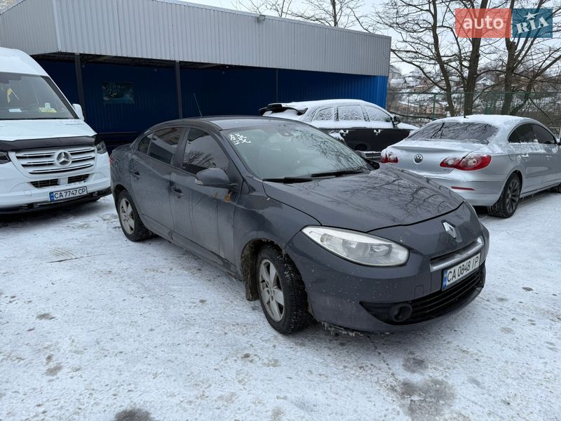 Седан Renault Fluence 2010 в Умани