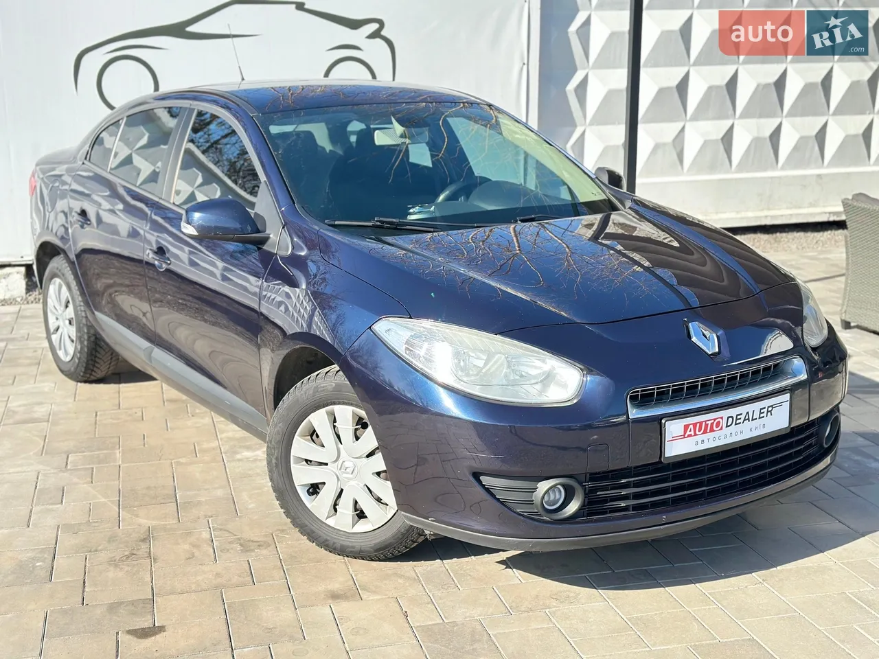 2011 Renault Fluence - мініатюра 11