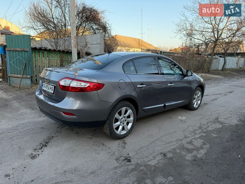 Седан Renault Fluence 2010 в Кременчуге