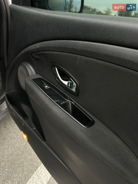 Седан Renault Fluence 2013 в Днепре