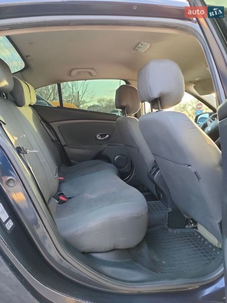 Седан Renault Fluence 2011 в Одессе
