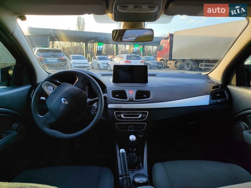Седан Renault Fluence 2011 в Одессе