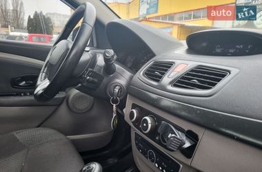 Седан Renault Fluence 2011 в Житомире