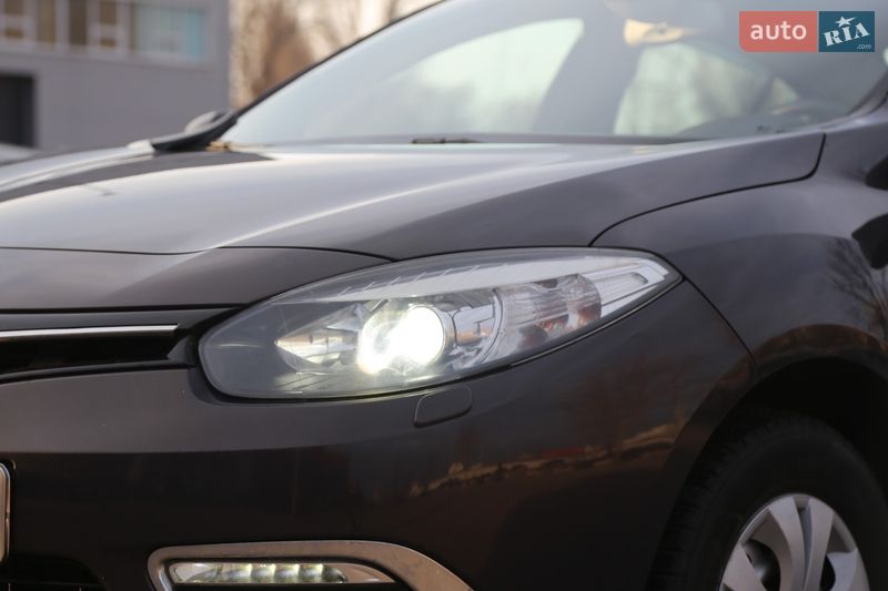 Седан Renault Fluence 2013 в Киеве