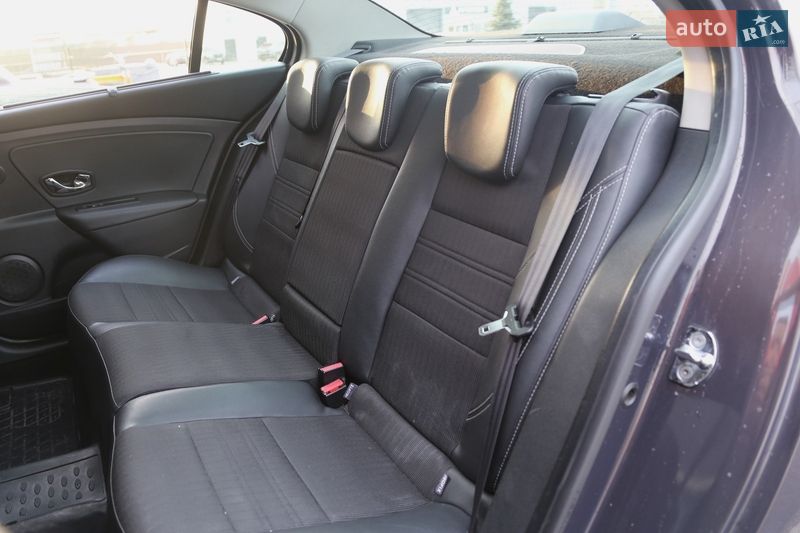 Седан Renault Fluence 2013 в Киеве