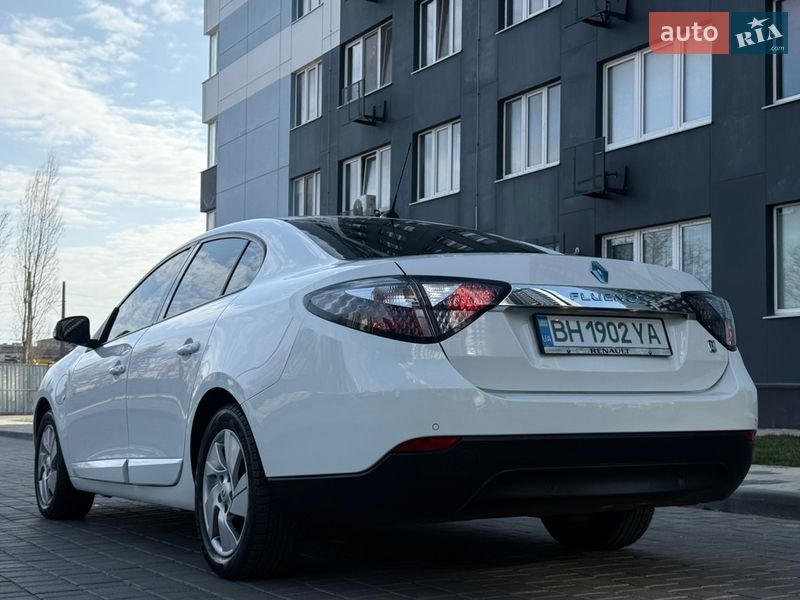 Седан Renault Fluence 2011 в Одессе