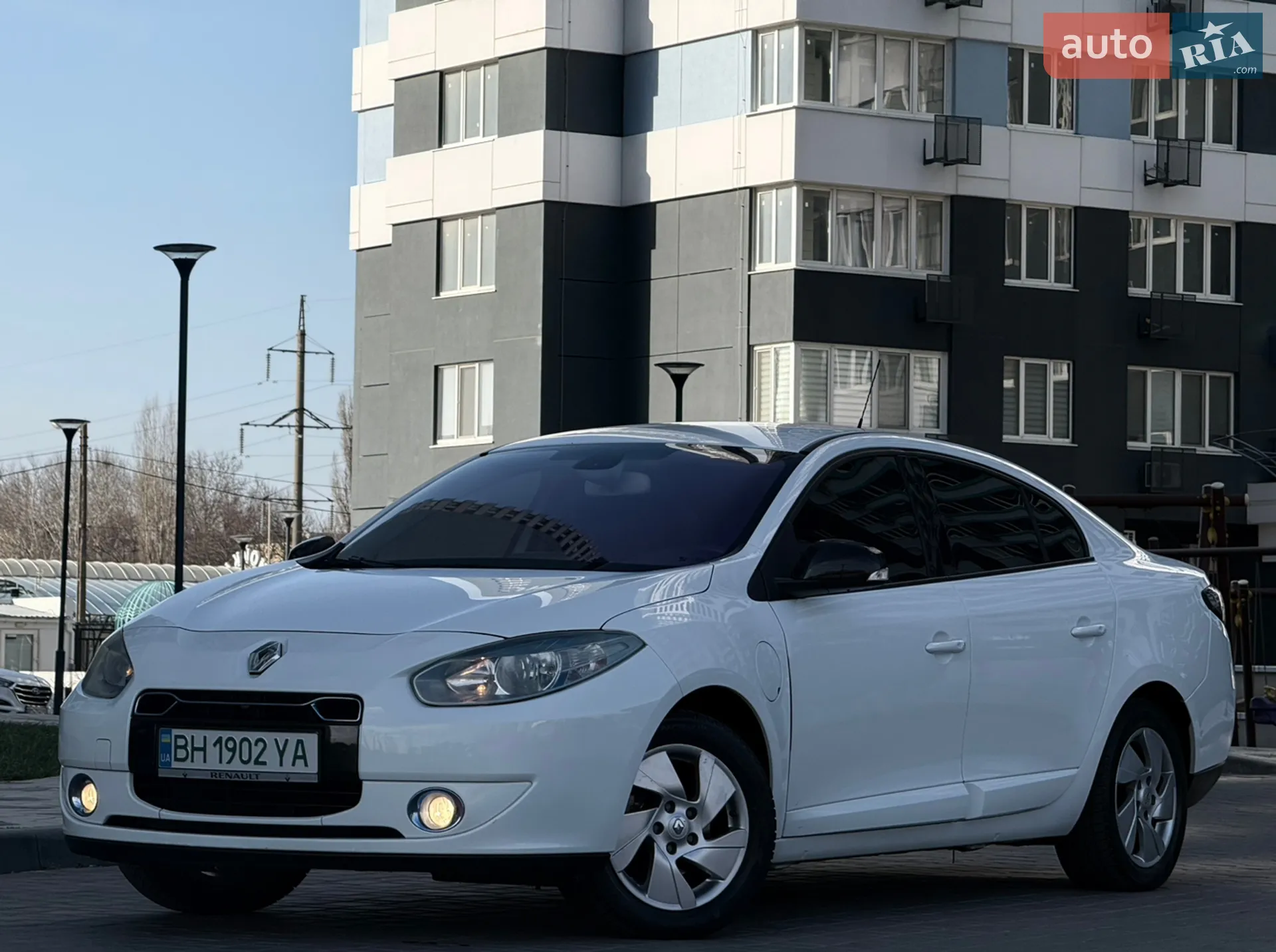 2011 Renault Fluence - мініатюра 13