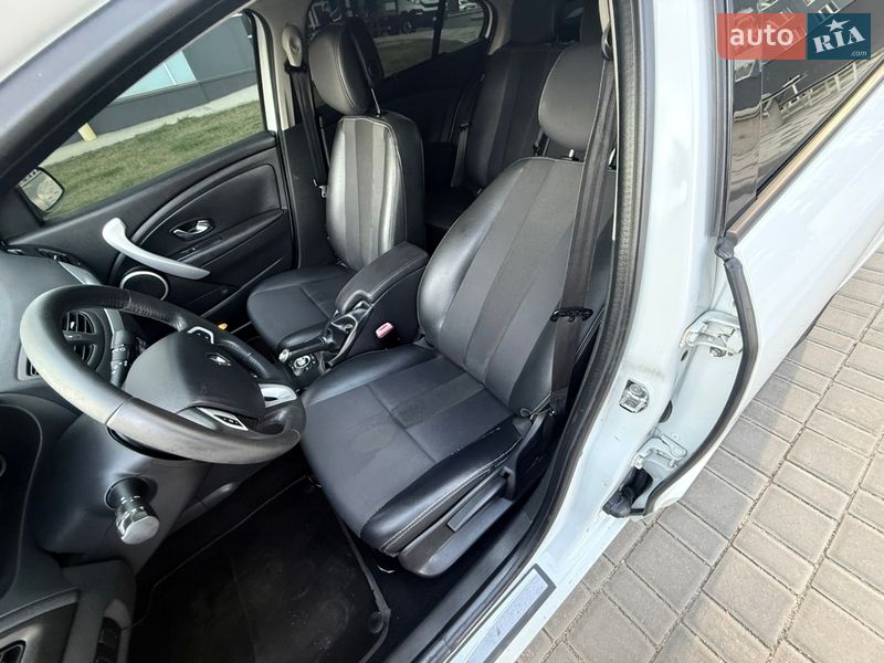 Седан Renault Fluence 2011 в Одессе