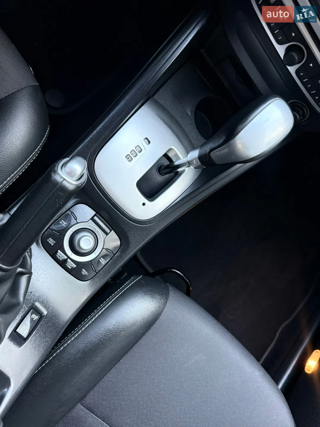 2011 Renault Fluence - мініатюра 45