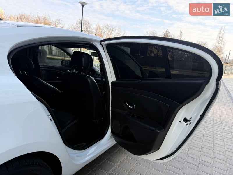 Седан Renault Fluence 2011 в Одессе