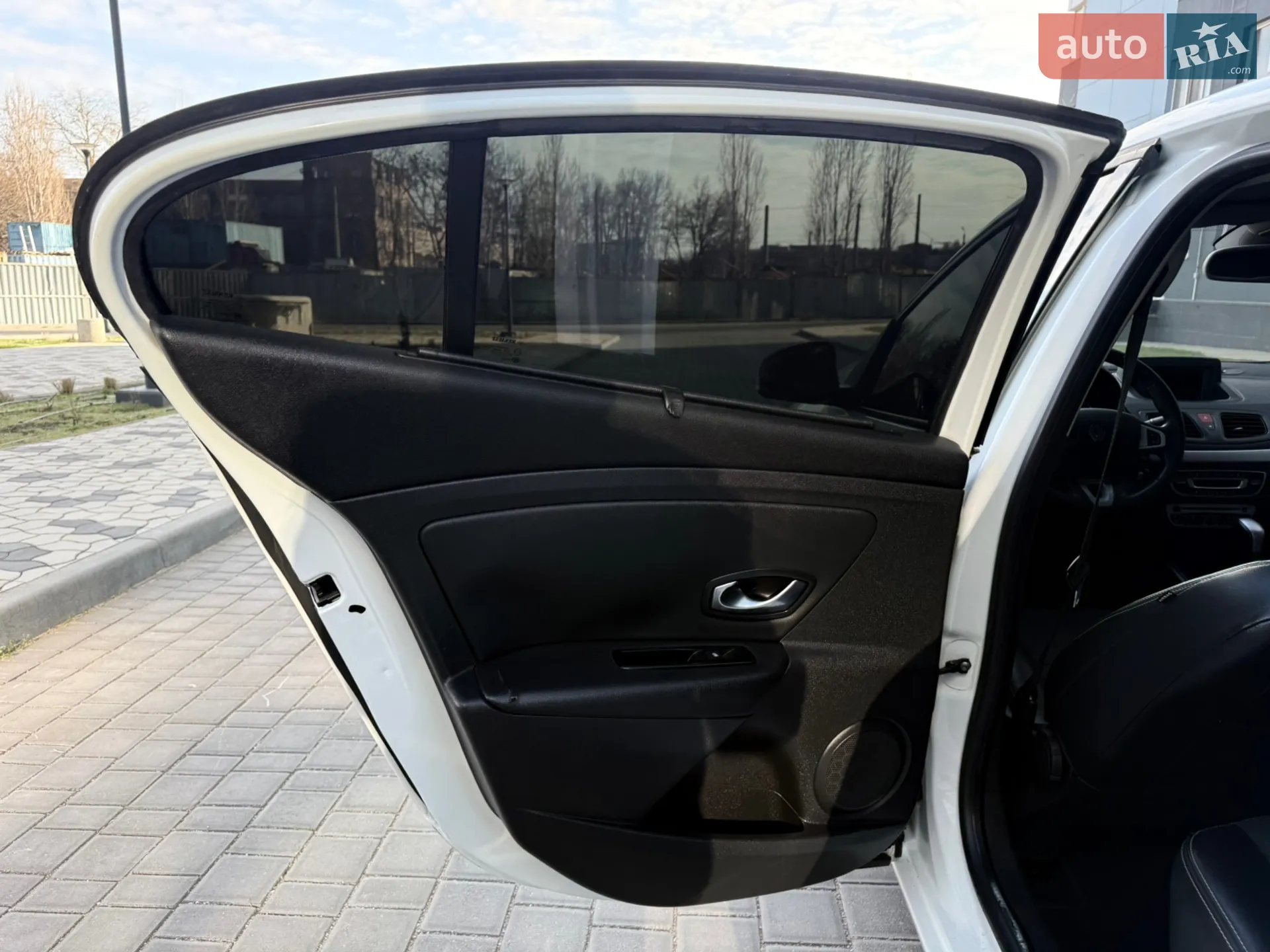 2011 Renault Fluence - мініатюра 73